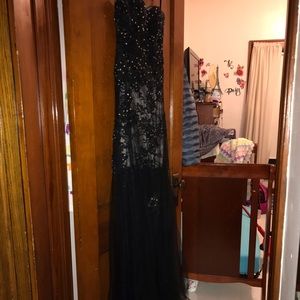 Black long prom dress